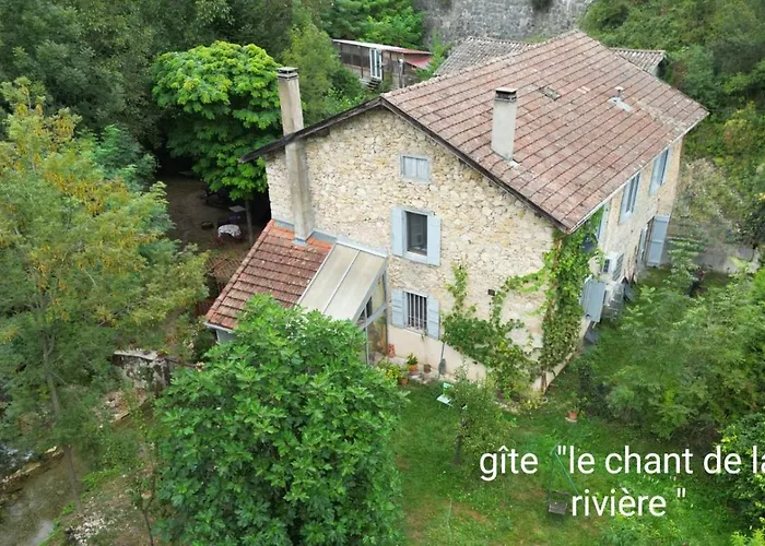 Le Chant De La Rivière Carla-de-Roquefort