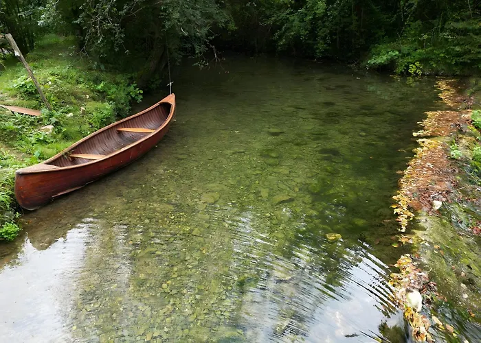 Le Chant De La Rivière Carla-de-Roquefort